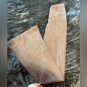 OFFLINE by Aerie double crossover flares